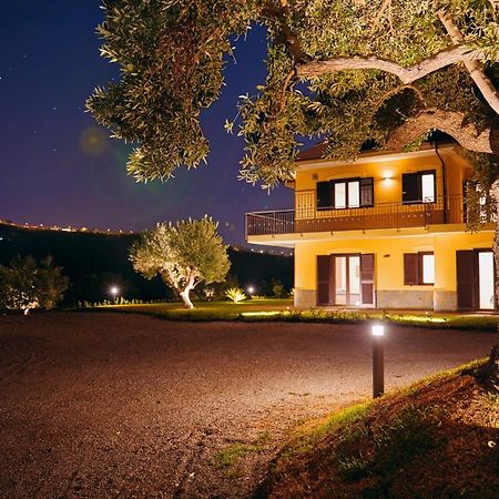 Cilentia B&B อากรอโปลี ภายนอก รูปภาพ