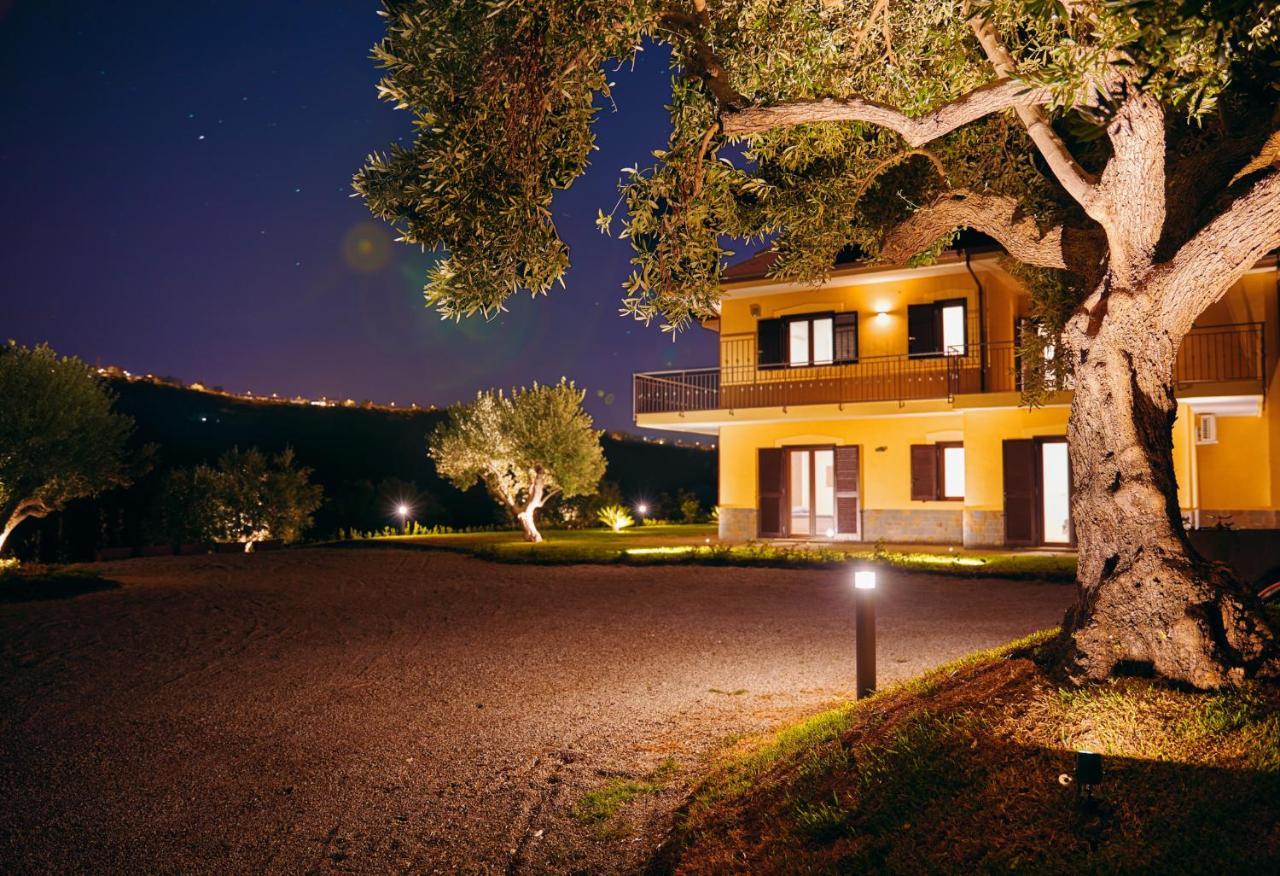 Cilentia B&B อากรอโปลี ภายนอก รูปภาพ